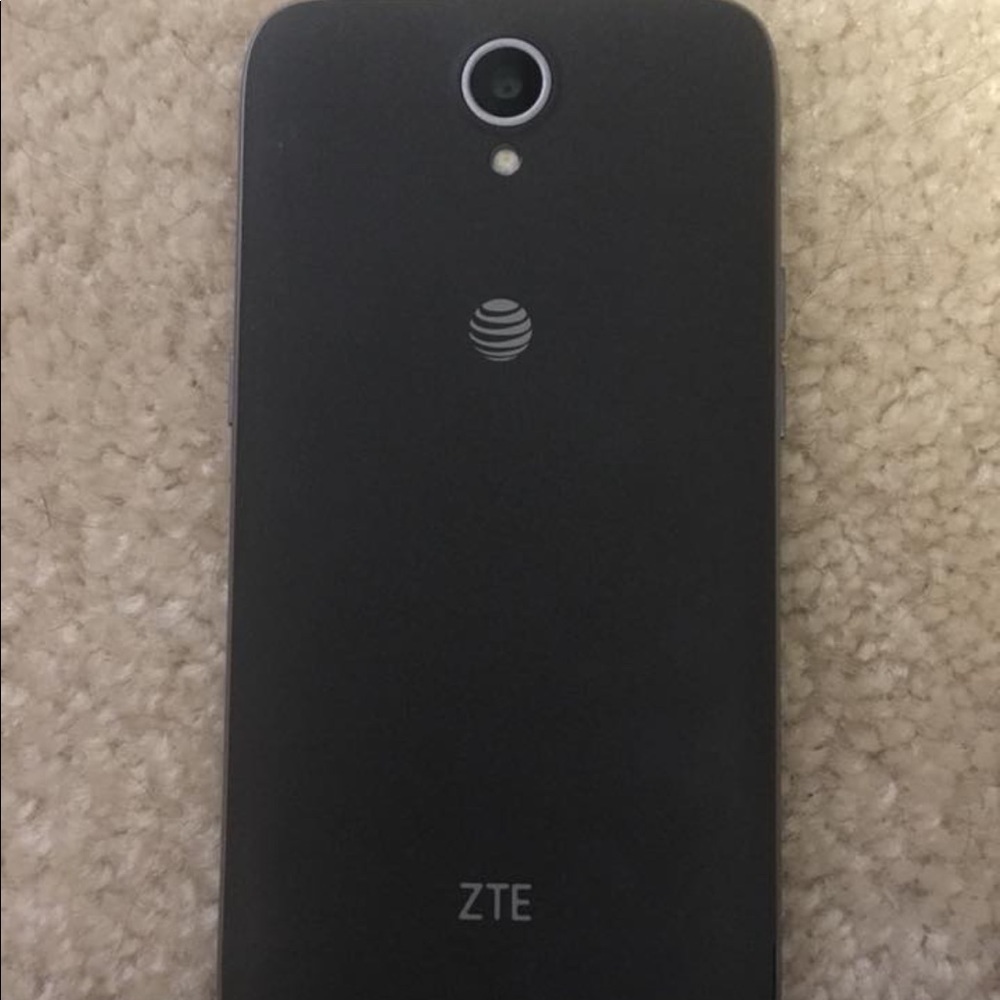 AT&T Prepaid phone
